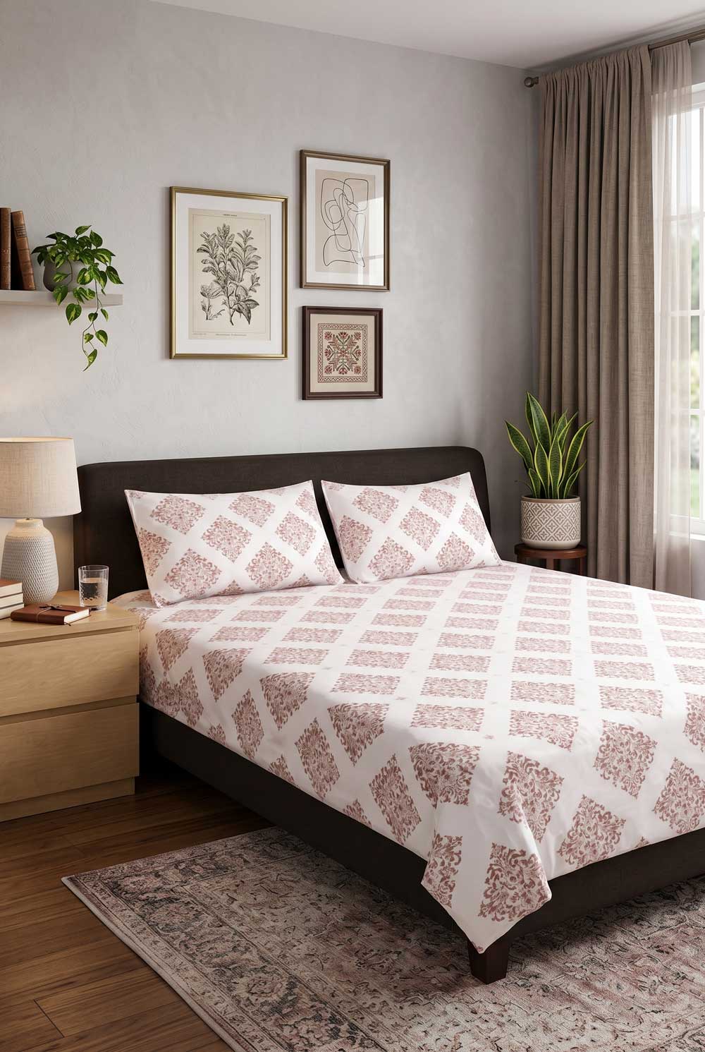 Off-White & Peach Classic Motif Double Bedsheet Set